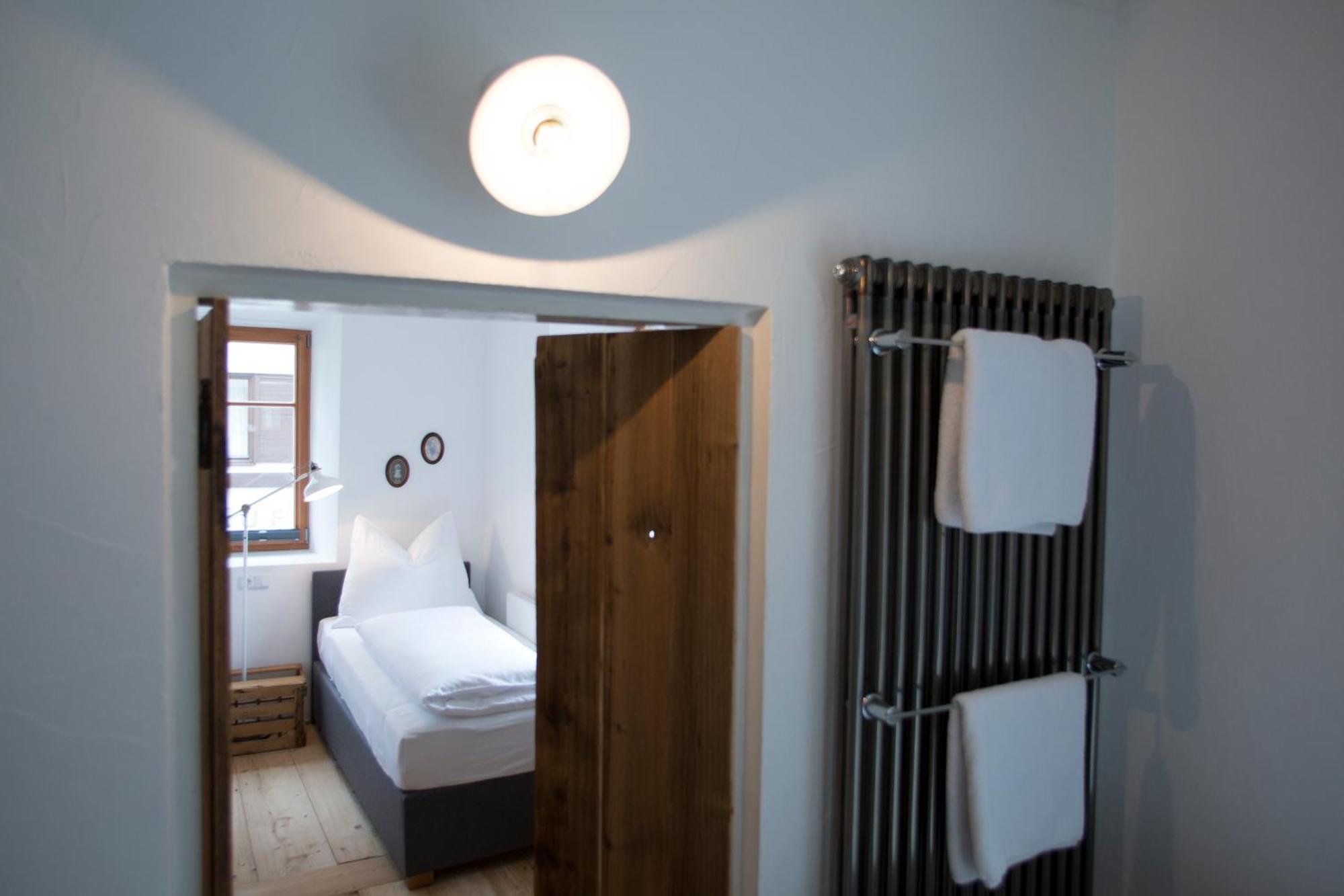 Hotel & Gourmetwirtshaus Kirchenwirt Seit 1326 레오강 외부 사진
