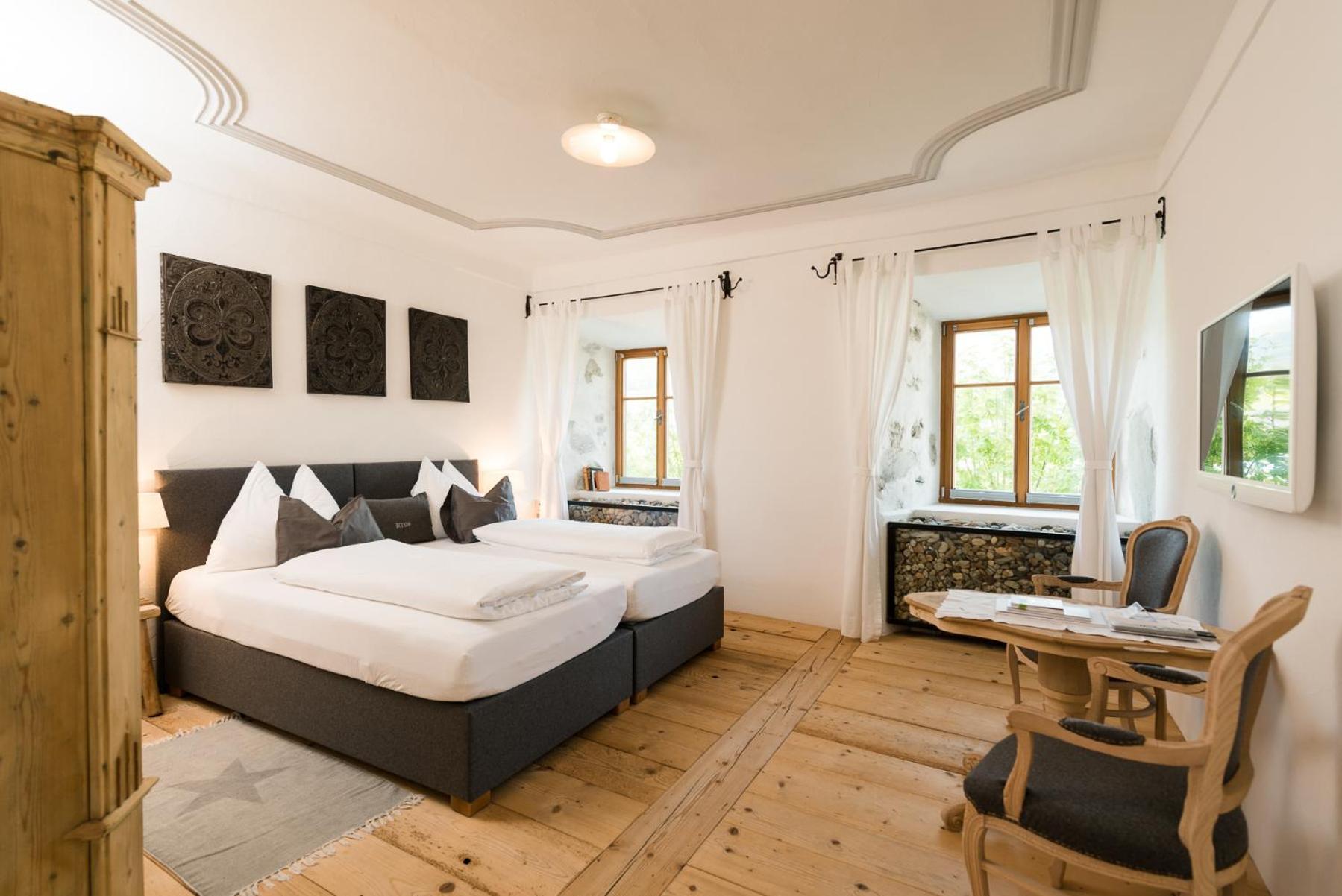 Hotel & Gourmetwirtshaus Kirchenwirt Seit 1326 레오강 외부 사진