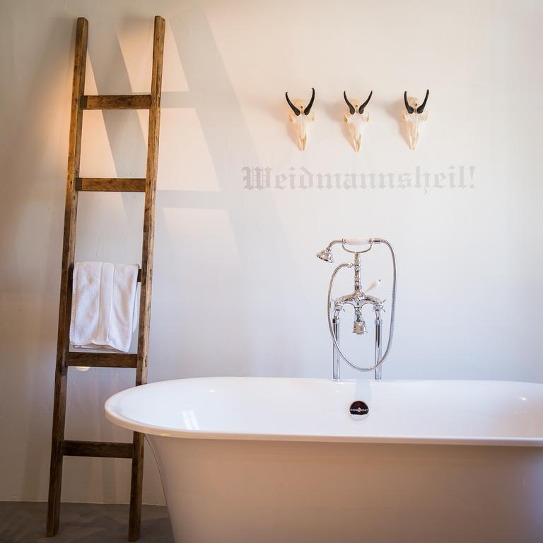Hotel & Gourmetwirtshaus Kirchenwirt Seit 1326 레오강 외부 사진
